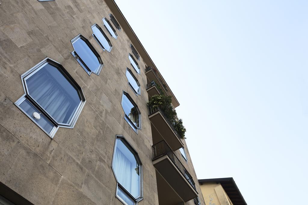 Heart Milan Apartments Duomo Sanbarnaba Exteriör bild